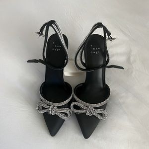 COPY - Target Carmin Bow Pump